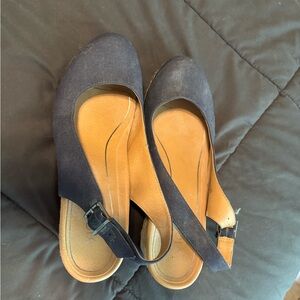 Vionic Blue Flats with Slingback Straps
